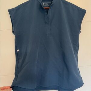 Figs Women's Blue Short Sleeve Tee